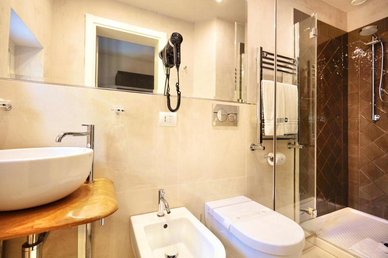Boutique Hotel Hugo Флоренція Екстер'єр фото